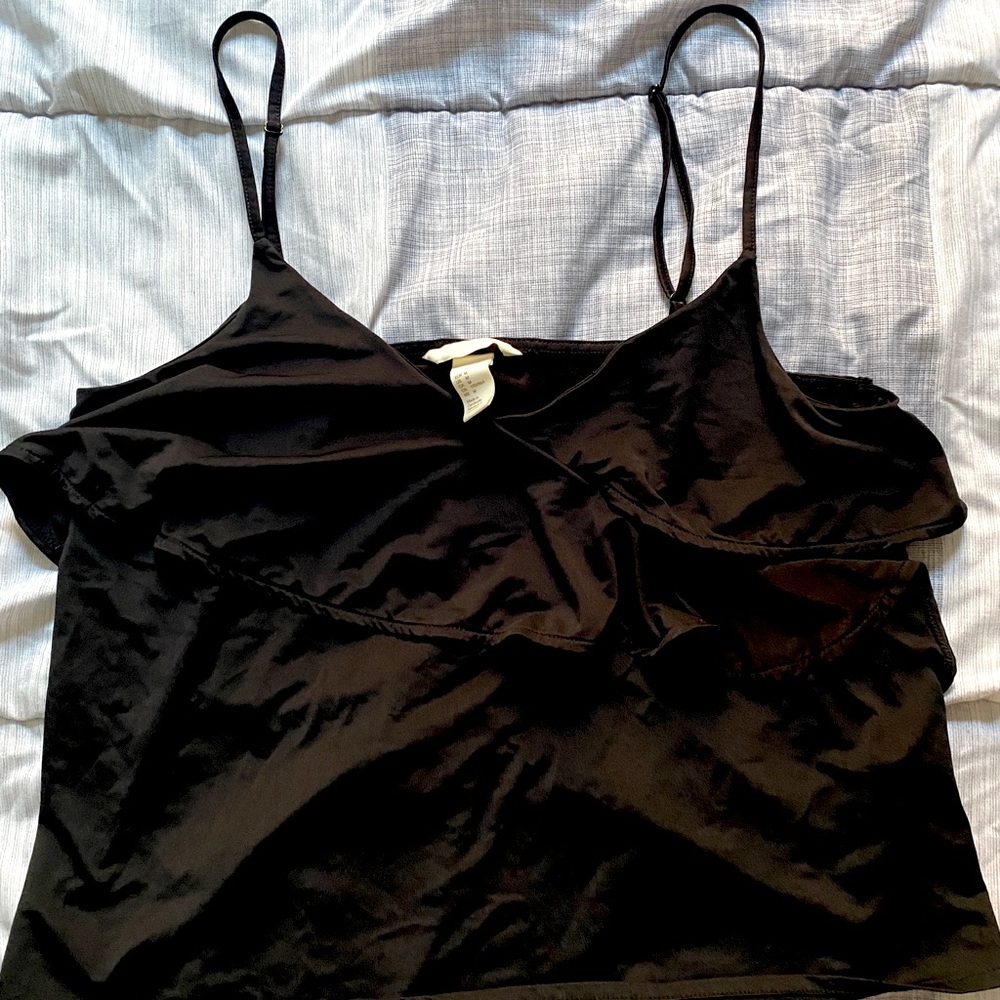 Black loose tank top